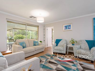 5 Gostelow Road, Glen Forrest WA 6071