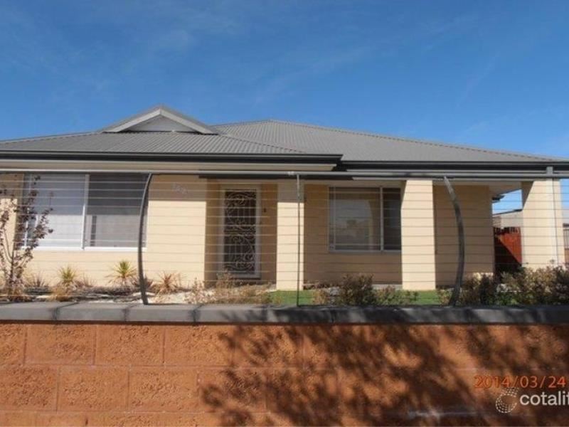 142 Elmridge Parkway, Ellenbrook WA 6069