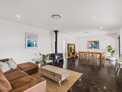 44 Diamante Boulevard, Dunsborough WA 6281