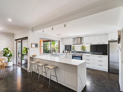 44 Diamante Boulevard, Dunsborough WA 6281