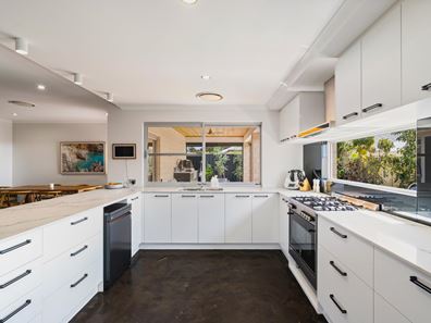 44 Diamante Boulevard, Dunsborough WA 6281