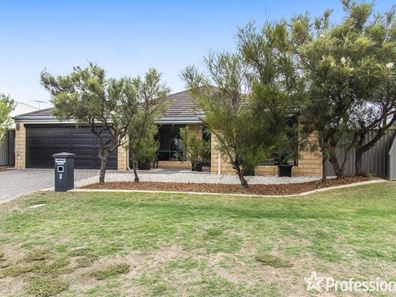 2 Howitzer Turn, Byford WA 6122