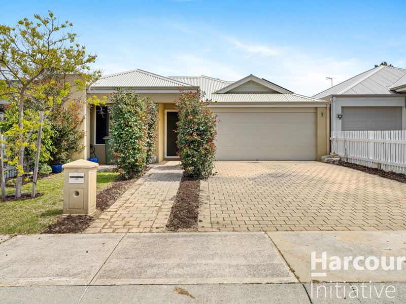 8 Activity Way, Girrawheen WA 6064