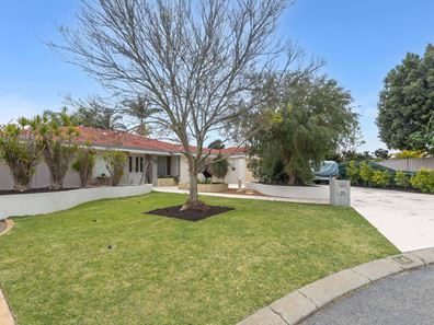 14 Sundew Place, Thornlie WA 6108