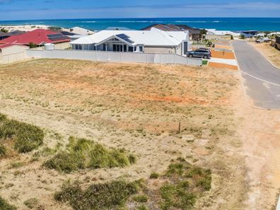 35 Jackson Loop, Wandina WA 6530