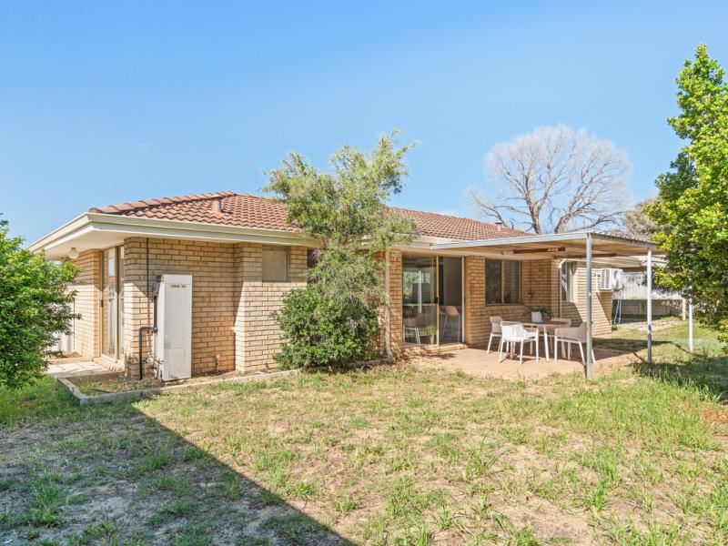 12 Eucumbene Gardens, South Lake WA 6164