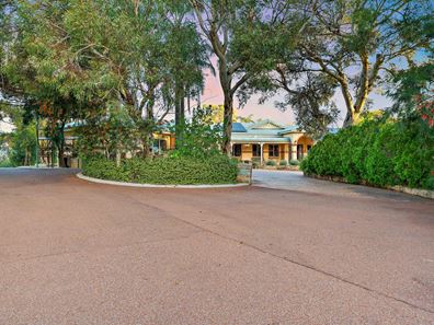 19 Adelaide Crescent, Helena Valley WA 6056
