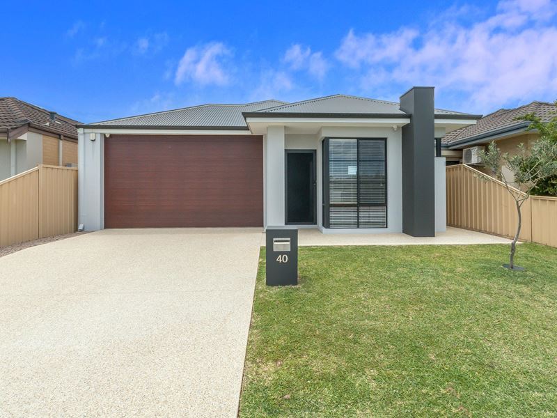 40 Middle Parkway, Canning Vale