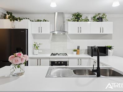 44 Carbeen View, Piara Waters WA 6112