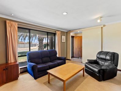 6 Sacramento Avenue, Beechboro WA 6063