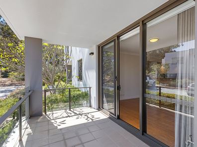 5/2 Dynevor Rise, Floreat WA 6014