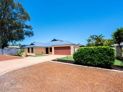 49 Hall Road, Waggrakine WA 6530