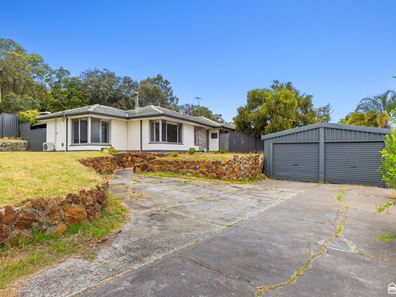 2 Bernard Street, Kelmscott WA 6111