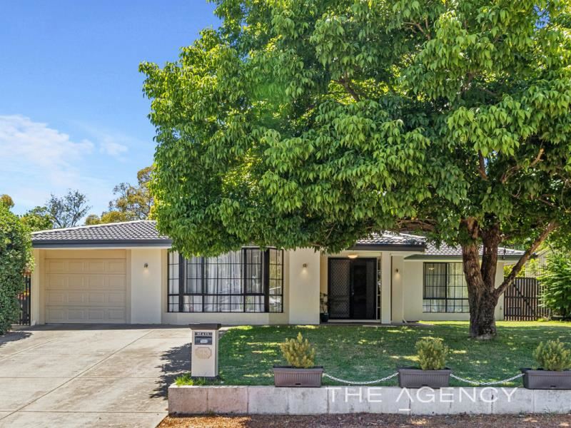 16 Petunia Street, Kalamunda WA 6076