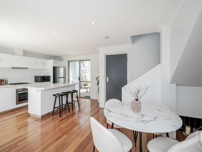 16C Stamford Street, Leederville WA 6007