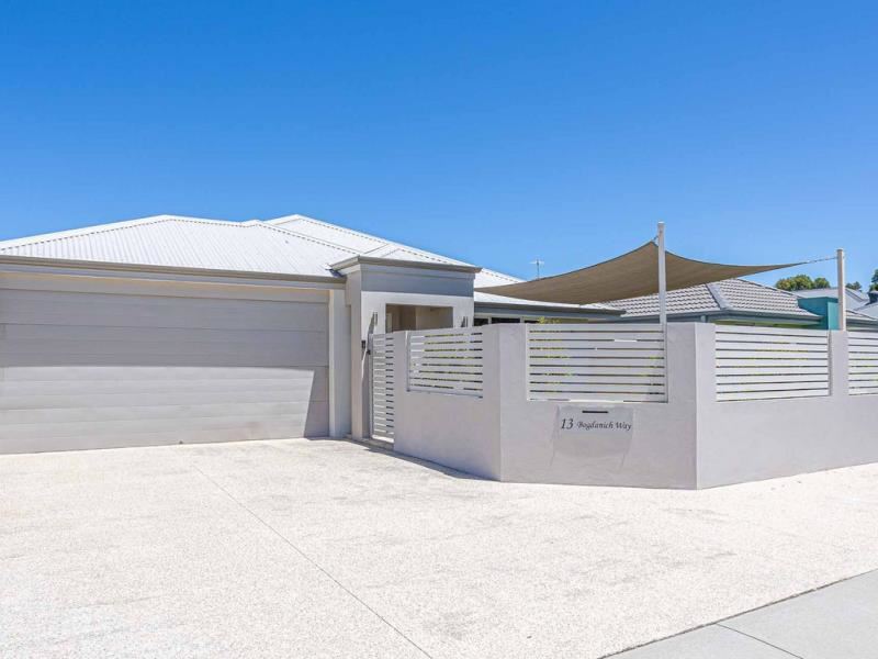 13 Bogdanich Way, Madeley