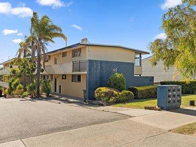1/45 Robert Street, Como WA 6152