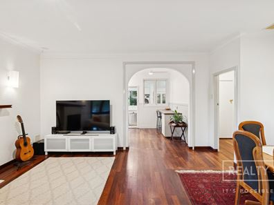 33 Paris Way, Karrinyup WA 6018