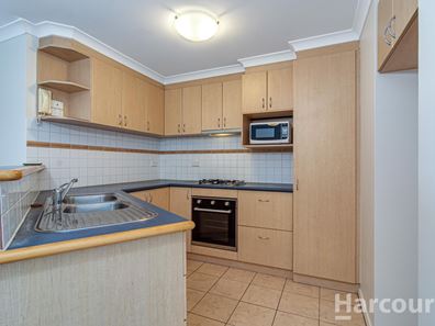 28/167 Grand Boulevard, Joondalup WA 6027