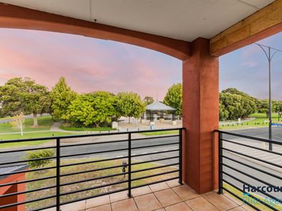 13 Seawind Drive, Rockingham WA 6168