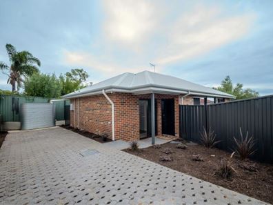 24A Sawle Road, Hamilton Hill WA 6163