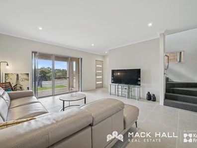164 Lyon Road, Aubin Grove WA 6164