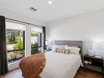 18 Everingham Drive, Ellenbrook WA 6069