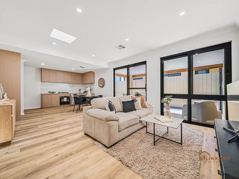 40A WENDOUREE RD, Wilson WA 6107
