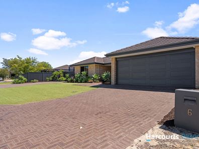 6 Pirianda Way, Aveley WA 6069