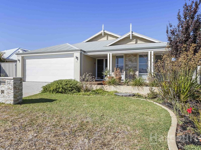 11 Eldorado Loop, Meadow Springs
