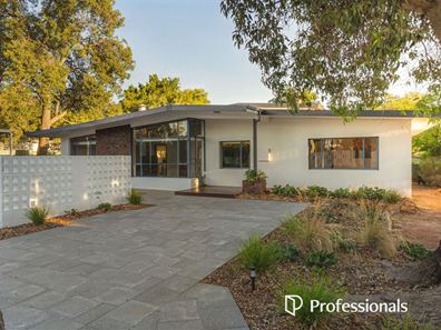 55 Snowball Road, Kalamunda WA 6076