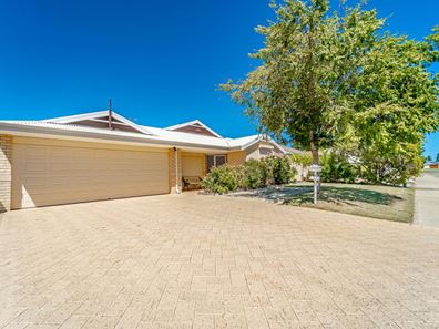 24 Chesapeake Parade, Port Kennedy WA 6172