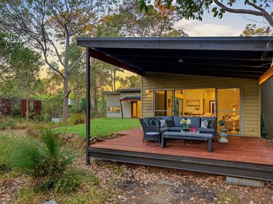 3 Honeytree Grove, Cowaramup WA 6284
