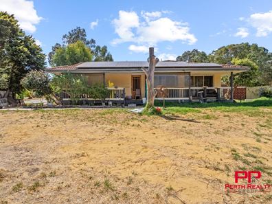 27 Moore Street, Wungong WA 6112