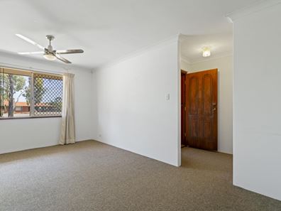 13B Chester Pl, Beechboro WA 6063