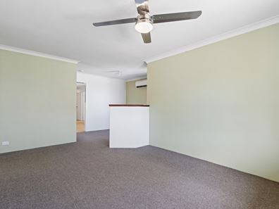 13B Chester Pl, Beechboro WA 6063