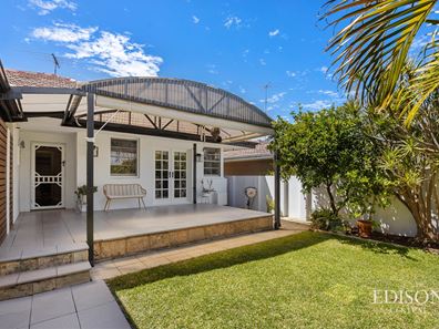 30 Flinders Street, Yokine WA 6060