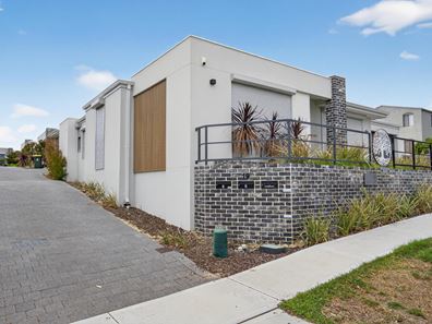 19D Kinsella Street, Joondanna WA 6060