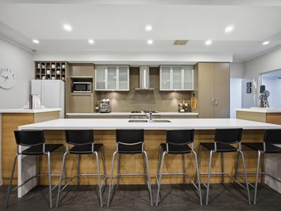 8 Harlequin Pass, Southern River WA 6110