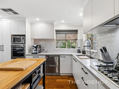 3 Protea Court, Stoneville WA 6081