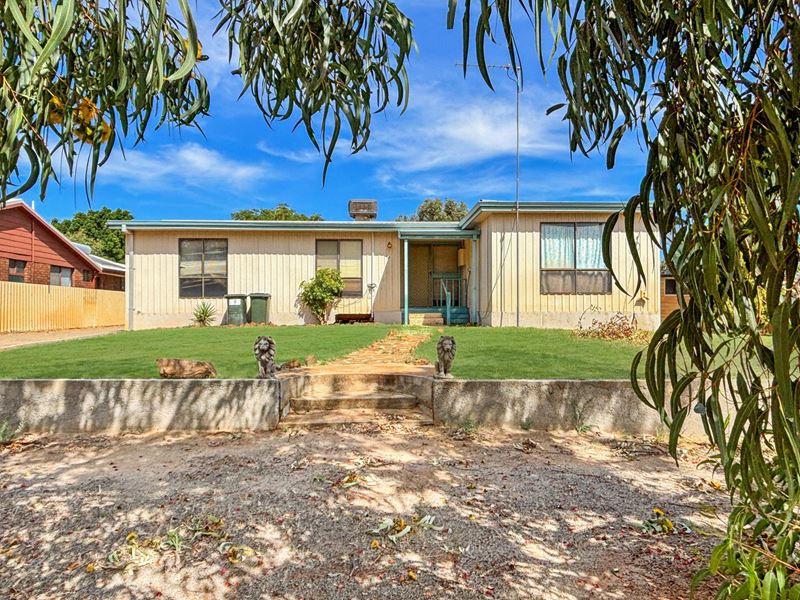 76 Christie Street, Three Springs