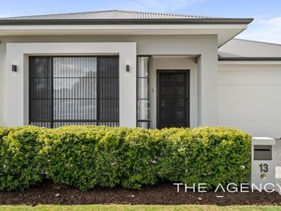 13 Donnelly Street, Piara Waters WA 6112