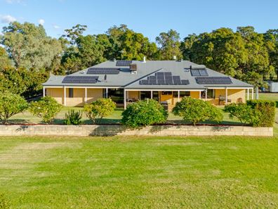 6 Wattle Road, Serpentine WA 6125