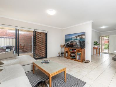 128A Fitzroy Road, Rivervale WA 6103
