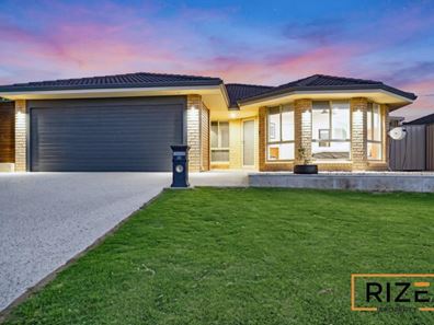 10 Mallina Circuit, Carramar WA 6031
