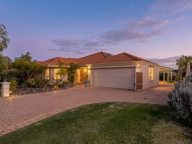 46 Lawson Road, Dalyellup WA 6230