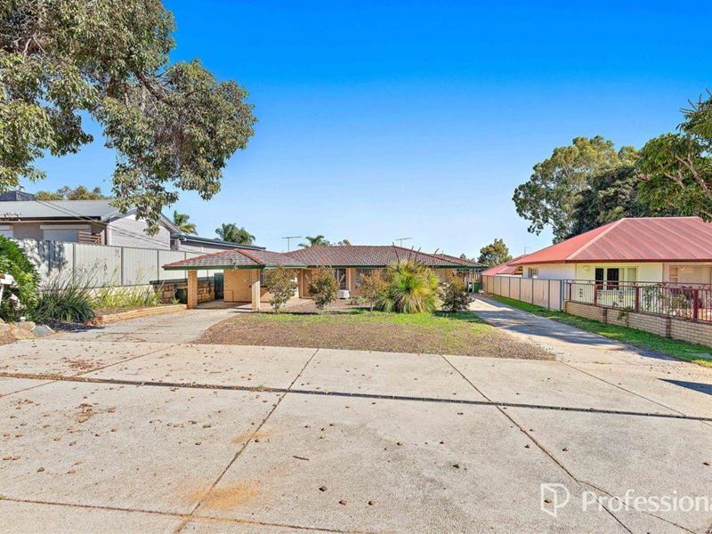 3001 Albany Highway, Kelmscott