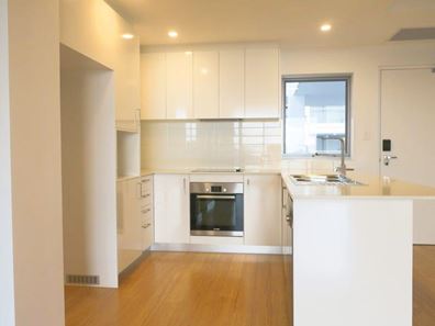 73/271 Selby Street, Churchlands WA 6018