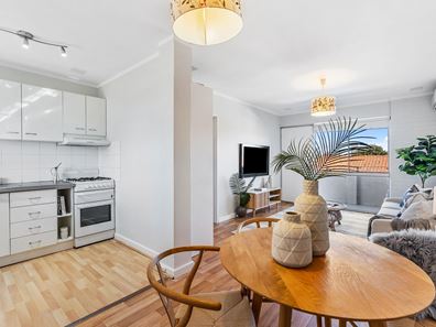 17/340 Stirling Street, Highgate WA 6003