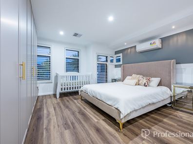 6 Calderstone Rise, Landsdale WA 6065